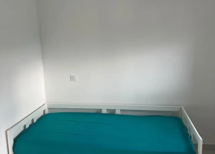 Attenant A La Maison 펜션 브레스트