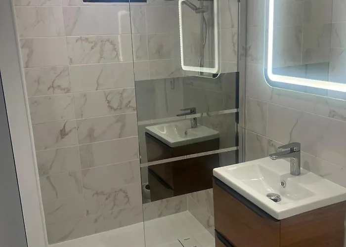 Attenant A La Maison Дом отдыха Брест